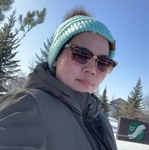 Meet your Posher, Crispina